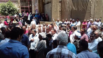 تظاهرات لعمال المحاجر بالشرقية اعتراضا على تصفية المشروع (صور)