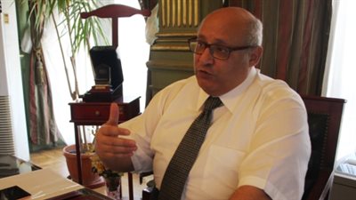 بدء اختيار مرشح جامعة عين شمس لعضوية صندوق تحسين أجور العاملين