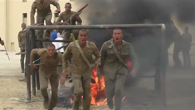 أكاديمية الشرطة تستعرض المهارات القتالية لطلابها (فيديو)