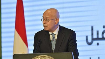 رئيس الوزراء يتابع مشروع تطوير منطقة شق الثعبان