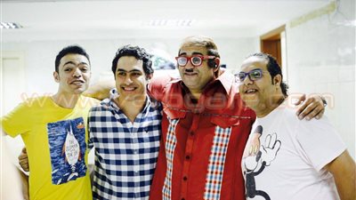 بالصور.. الجالية المصرية في الكويت تنظم أضخم عرض «ستاند أب كوميدي»