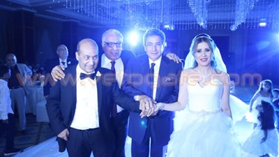 بالفيديو والصور.. رقص حسن الرداد وإدوارد في زفاف طارق الشناوي