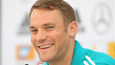 نوير يحمل شارة قيادة ألمانيا في كأس العالم