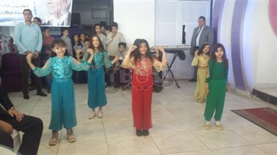 استعراض «هندي» في احتفالية الأمهات المثاليات ببني سويف (فيديو)
