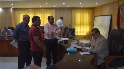 محافظ الفيوم يكلف مسئولي الري بإجراء حركة تنقلات للبحارة