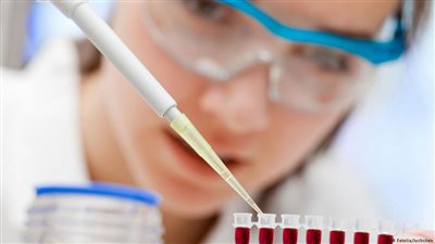 تحليل دم يكشف 10 أنواع من السرطان في مرحلة مبكرة