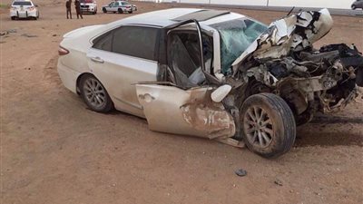 بالفيديو والصور.. شاب يتسبب في حادث تصادم مروع على طريق سريع بالسعودية