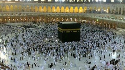 العمرة تحت رحمة «خطاب الضمان».. منع ألفي شركة من تنظيم الرحلات.. وزير السياحة: لا تهاون مع المخالفين.. و7 آلاف جنيه بداية الأسعار للرحلات البرية.. ونسعى لتحقيق مصلحة جميع الأطراف