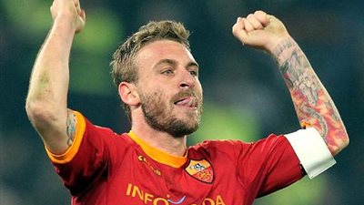 روما يجدد عقد دي روسي حتى عام 2019