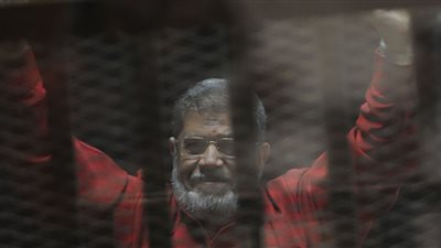 بدء محاكمة «مرسي» وآخرين في اقتحام السجون