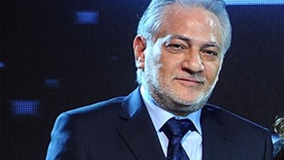 بالفيديو.. «المهن السينمائية» تطالب رامز جلال بوقف عرض «رامز قرش البحر»