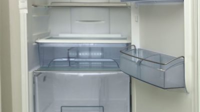 فرنسية تخفي جثة والدتها في الثلاجة 10 سنوات