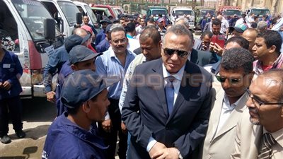 محافظ الجيزة يستبعد الأطفال عن العمل بمنظومة النظافة