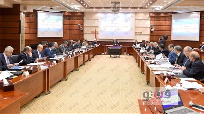 الوزراء: المقاولون العرب تتولى مهمة التخلص من القمامة بالإسكندرية