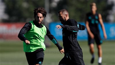 بالصور.. ريـال مدريد يواصل استعداداته لكلاسيكو السوبر الإسباني