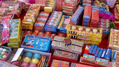 جمارك الدخيلة تحبط محاولة تهريب كمية كبيرة من الألعاب النارية