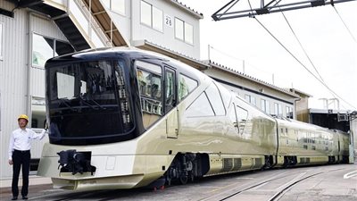 اليابان تستعين بمصمم سيارات بورش وفيراري لإنشاء قطار سياحي فاخر