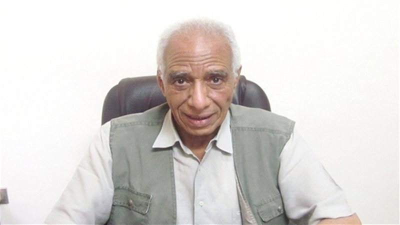 الشاعر حسن طلب
