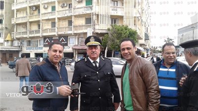 بالصور.. مدير أمن الإسكندرية يتفقد الخدمات بمعرض الكتاب