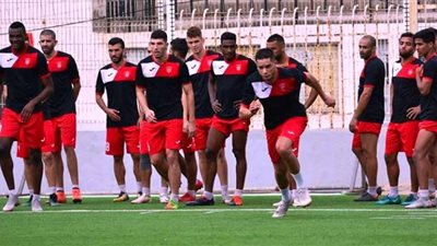 بعثة اتحاد العاصمة الجزائري تصل القاهرة للقاء المصري