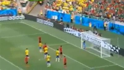 بالفيديو.. حارس المكسيك يمنع «نيمار» من الهدف الأول للبرازيل