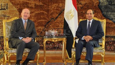 حاكم أستراليا يشيد بالإصلاحات المصرية ويدعو السيسي لزيارة بلاده