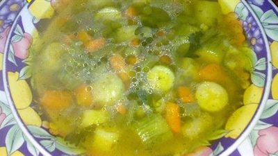 شوربة الخضار لايت بالتوابل والأعشاب