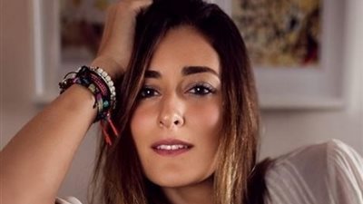 أمينة خليل: تعلمت الاقتصاد المنزلي بسبب سفري المتكرر