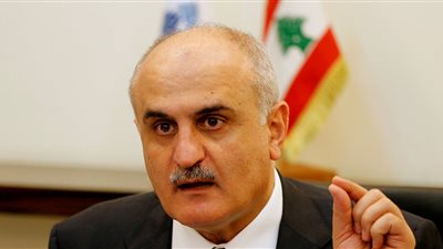 وزير المالية اللبناني يدعو السياسيين لاتخاذ إجراءات لوقف الأزمة الاقتصادية