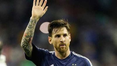 مطار القاهرة يستقبل اليوم نجم الكرة العالمي ميسي