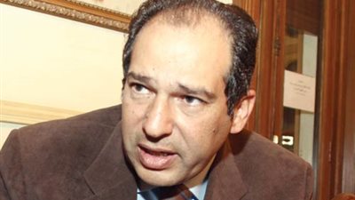 لميس الحديدي تنتقد «سكرتير الوفد» على الهواء