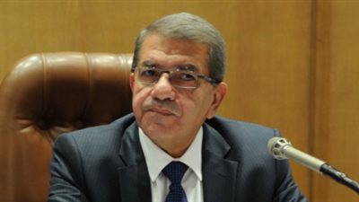 «وزير المالية»: ضرب السياحة تسبب في تراجع الاقتصاد