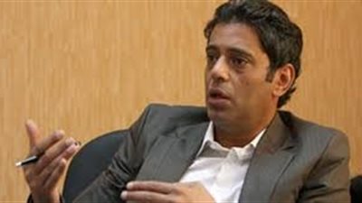 هاني رمزي: أتمنى استمرار صلاح مع روما وإمكانياته تؤهله لليفربول