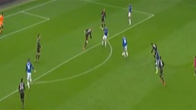 بالفيديو.. أرسنال يسحق ايفرتون بخماسية في غياب النني