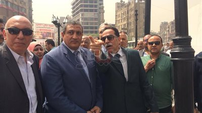 تمثال الفنان محمد عبد الوهاب بباب الشعرية بعد تطويره (صور)