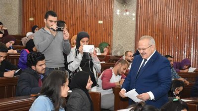 الخشت: تراجع الغش بامتحانات الفصل الدراسي الأول في جامعة القاهرة