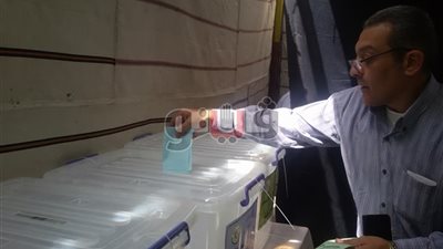 مؤشرات فرز انتخابات التجديد النصفي لنقابة الأسنان.. تفوق قائمة المستقبل بـ11 مقعدا من أصل 12 على مستوى الجمهورية.. فوز النحراوي والشريف بمقعدي وسط وشرق الدلتا.. والنقيب العام: الإقبال ضعيف (صور)