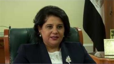 سفيرة مصر لدى قبرص تغادر مطار القاهرة متجهة إلى لارنكا