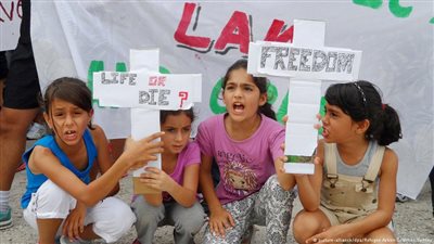 قاضٍ يطلب استبداله بأحد اللاجئين الممنوعين من دخول أستراليا