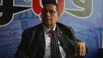 مستشار رئيس جامعة القاهرة: حل أي أسرة طلابية ذات انتماءات سياسية أو توجهات دينية فورا