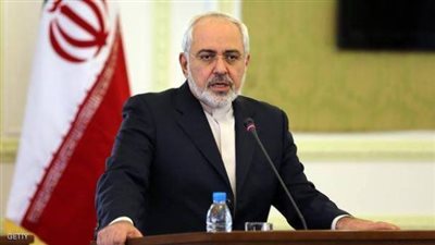 «ظريف» عن اختراق طائرة سعودية المجال الإيراني: عادي