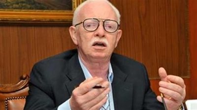 عبد الرازق: إفراج ألمانيا عن أحمد منصور صفقة مشبوهة