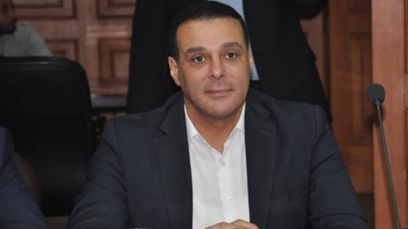 عصام عبدالفتاح عضو