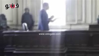 النيابة تتلو أمر إحالة نائب محافظ الإسكندرية الأسبق (فيديو)