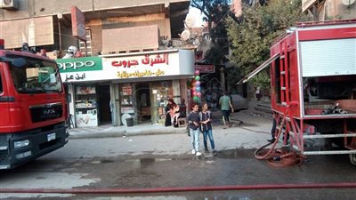 بالصور.. السيطرة على حريق داخل شقة بشبرا الخيمة في القليوبية