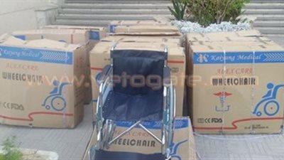 فاعل خير يتبرع بـ«36» كرسيا متحركا لذوي الإعاقة بالشرقية