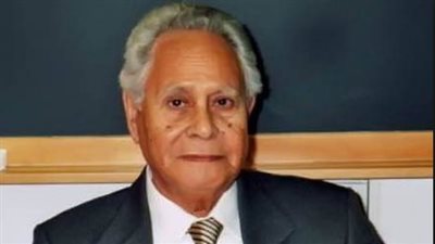 «صوفي أبو طالب» رئيس جمهورية تجاهله التاريخ.. أستاذ القانون أول رئيس مؤقت في تاريخ مصر.. أدار الدولة 8 أيام بعد اغتيال السادات.. وتبنى تطبيق الشريعة الإسلامية