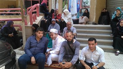 إضراب عمال محاجر الشرقية لليوم الثاني (صور)