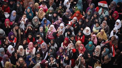 مسيرة نسائية من 