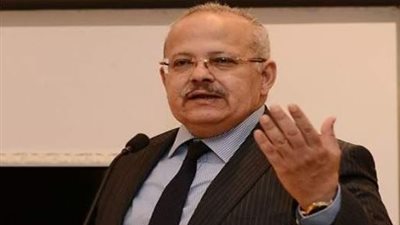 الخشت ينفي تطبيق رسوم دخول جامعة القاهرة